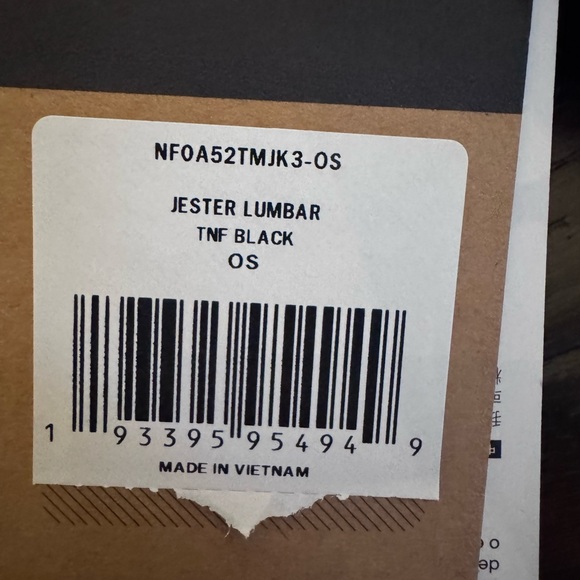 North face fanny pack never used! - Picture 2 of 2